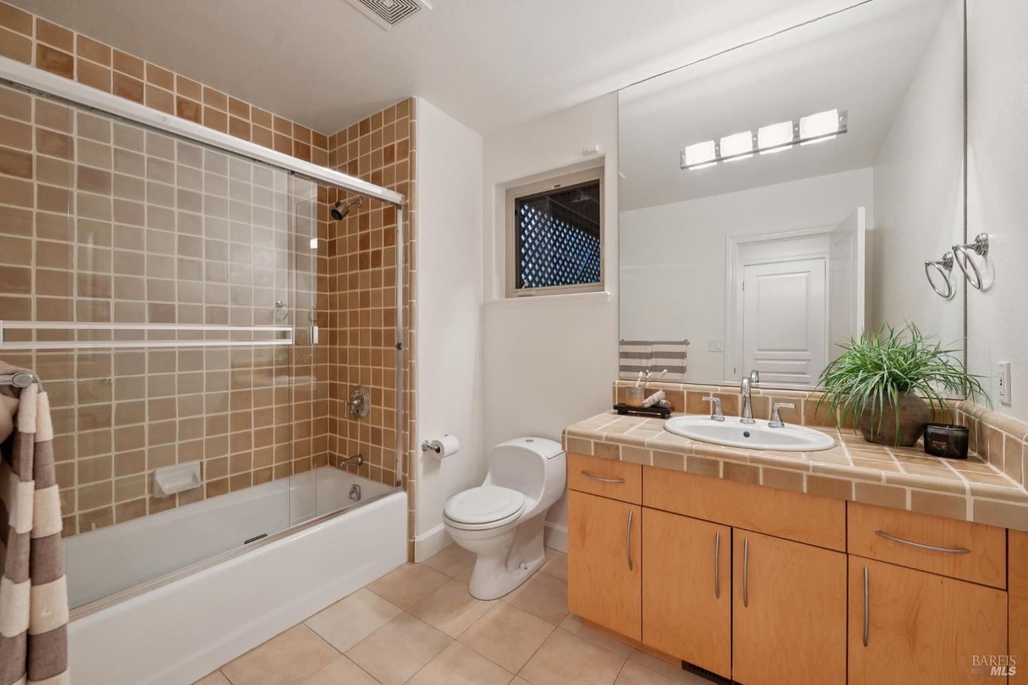 32 Meyer Road San Rafael CA 94901