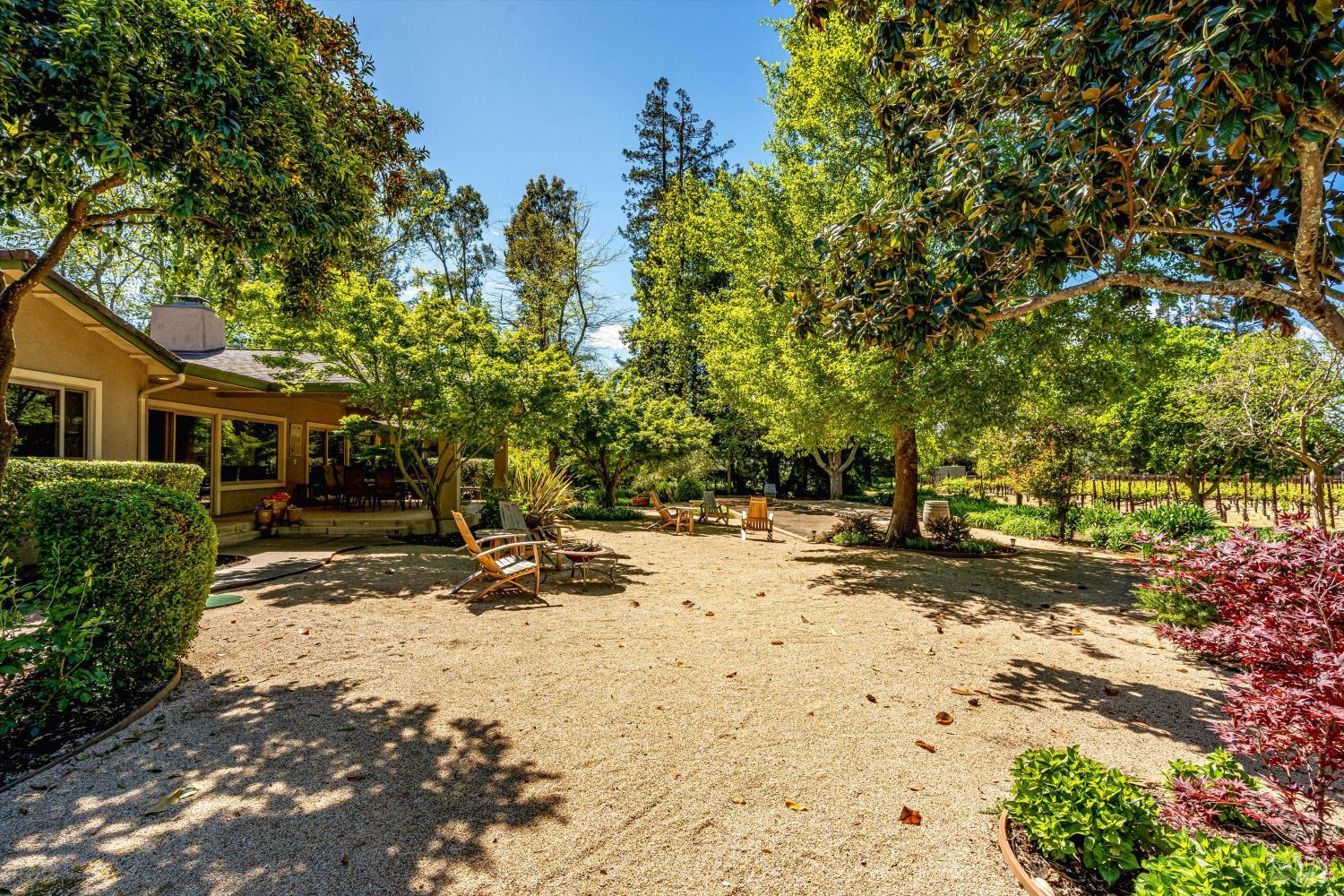 1040 Mount George Avenue Napa CA 94558
