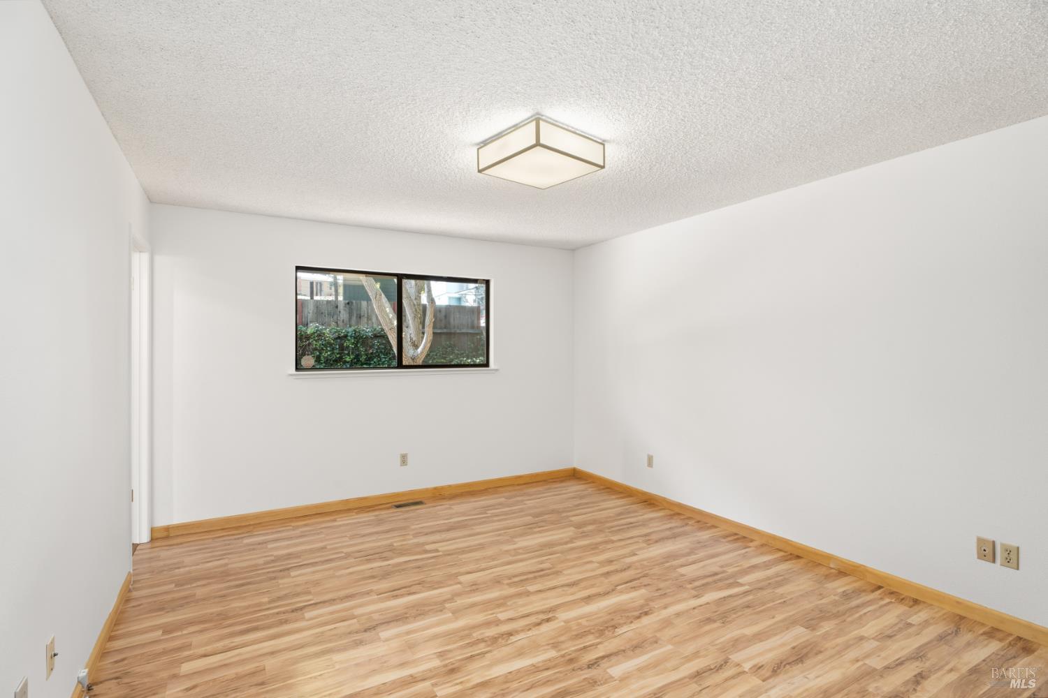 1122 W Standley Street Ukiah CA 95482
