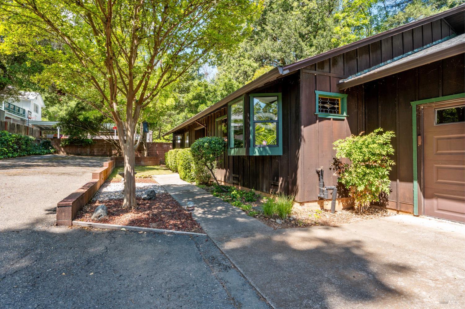 1122 W Standley Street Ukiah CA 95482