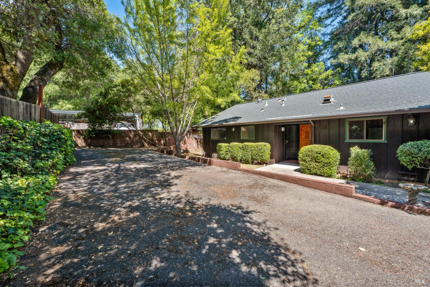 1122 W Standley Street Ukiah CA 95482