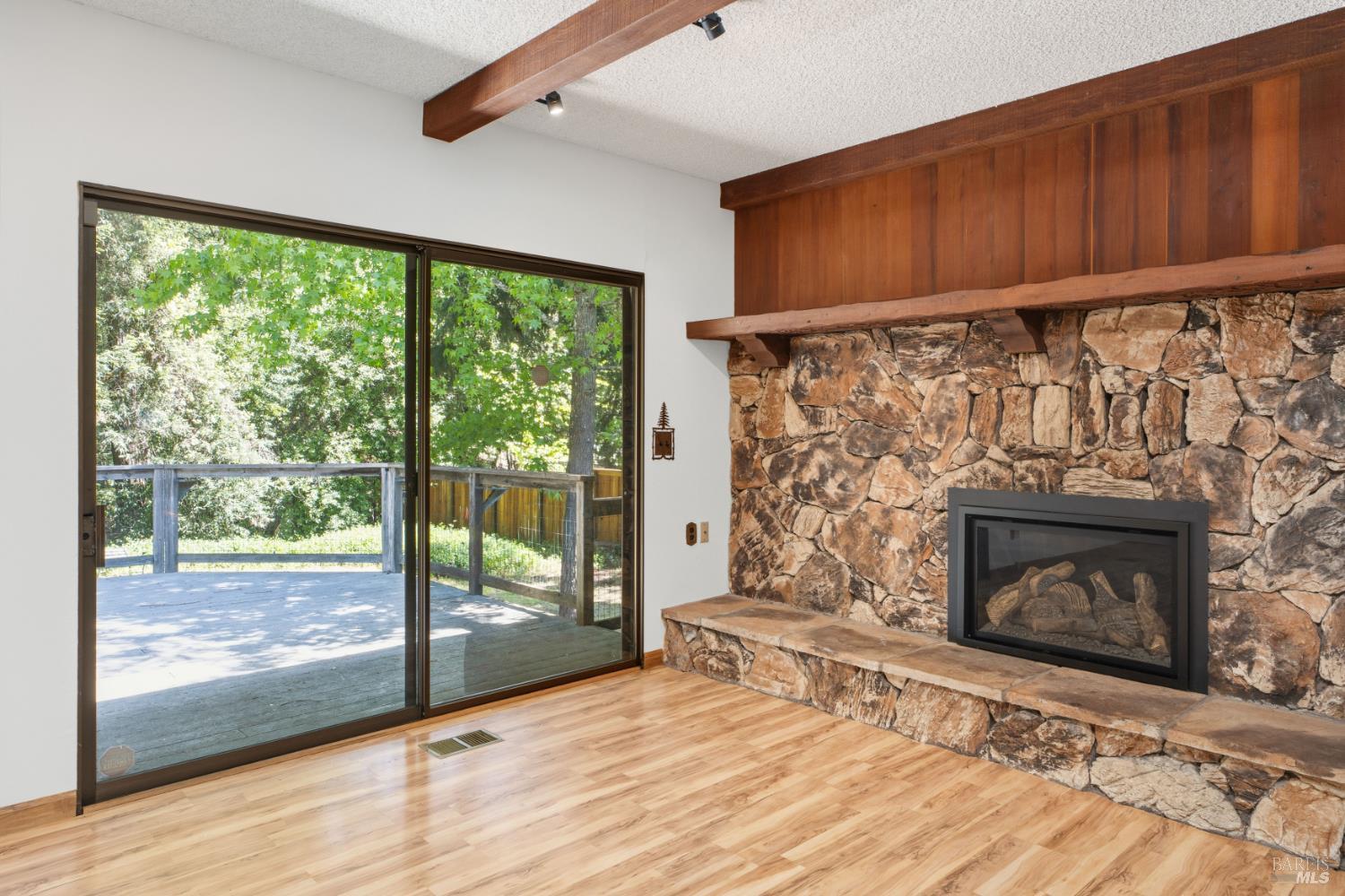 1122 W Standley Street Ukiah CA 95482