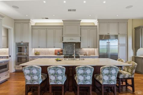 3799 Shillingford Place Santa Rosa CA 95404