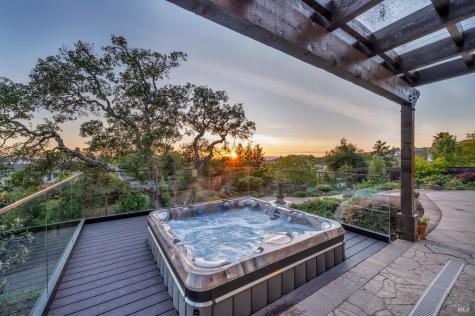 3799 Shillingford Place Santa Rosa CA 95404