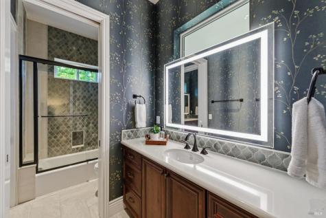 3799 Shillingford Place Santa Rosa CA 95404