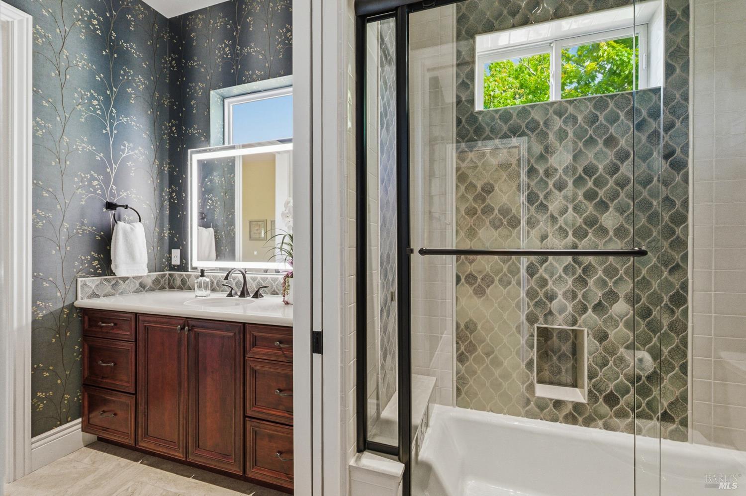 3799 Shillingford Place Santa Rosa CA 95404