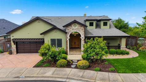 3799 Shillingford Place Santa Rosa CA 95404