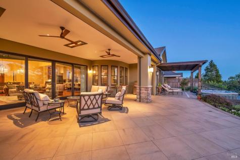 3799 Shillingford Place Santa Rosa CA 95404
