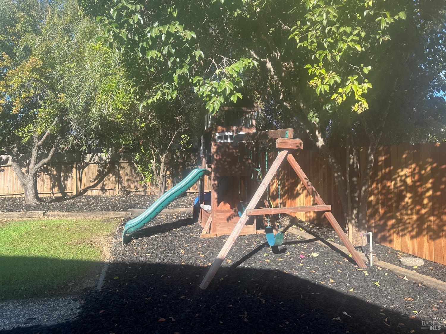 137 Valhalla Court Vacaville CA 95687