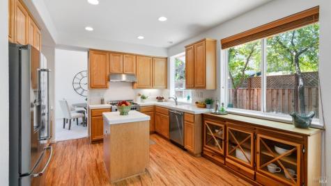 2781 Liscum Street Santa Rosa CA 95407