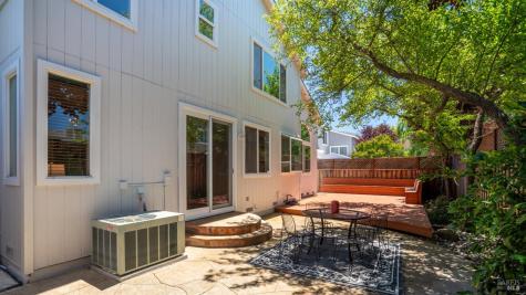 2781 Liscum Street Santa Rosa CA 95407
