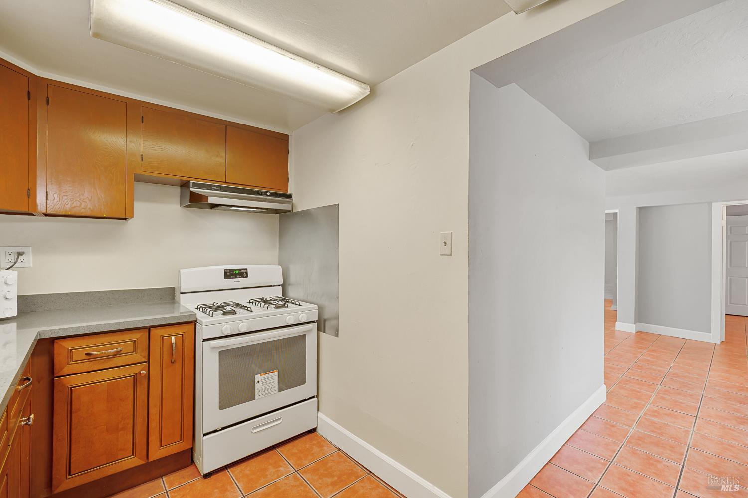 215 Tunnel Avenue Richmond CA 94801