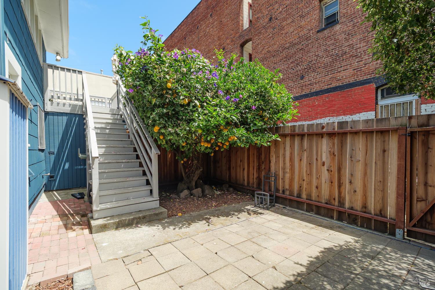 215 Tunnel Avenue Richmond CA 94801