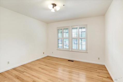 401 Fairway Court Healdsburg CA 95448