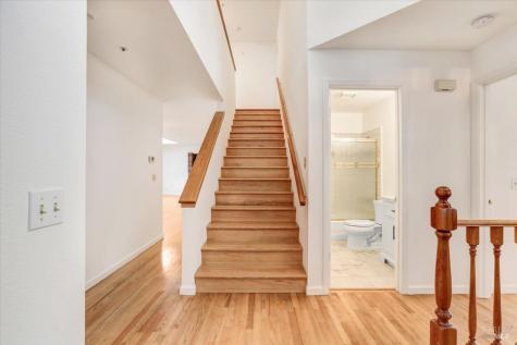 401 Fairway Court Healdsburg CA 95448