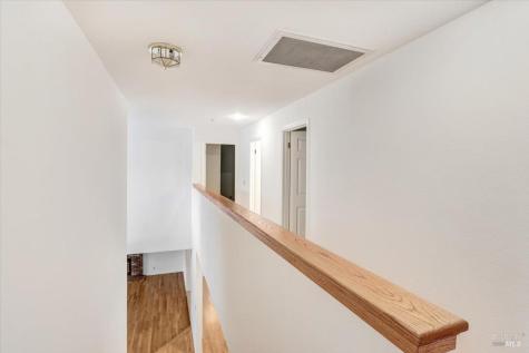 401 Fairway Court Healdsburg CA 95448
