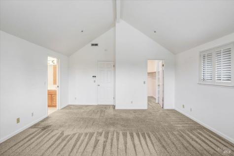 401 Fairway Court Healdsburg CA 95448