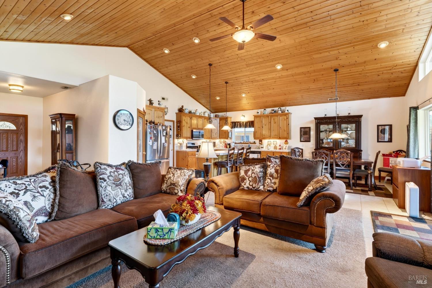 13297 Anchor Village Clearlake Oaks CA 95423