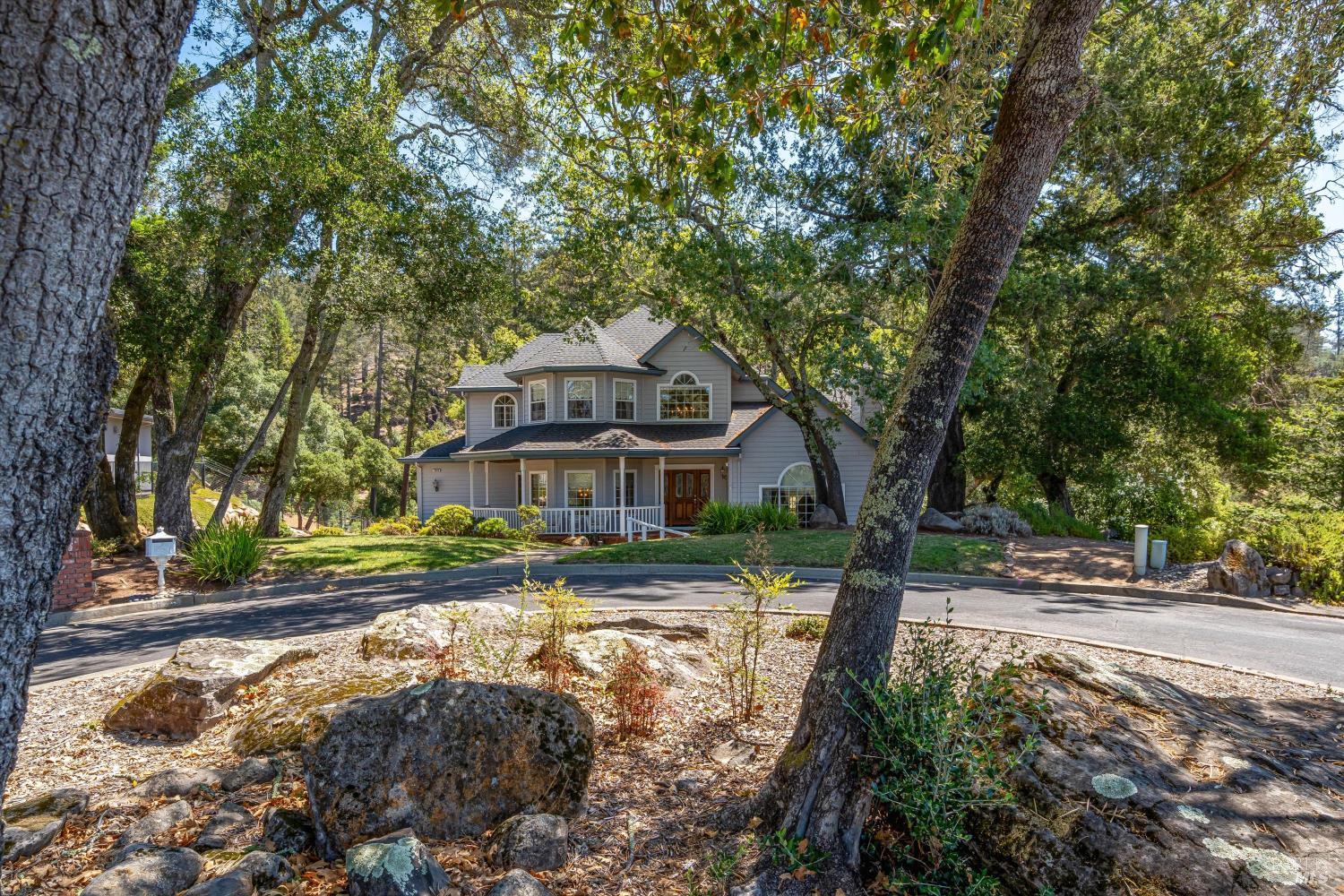 3826 Clear Ridge Santa Rosa CA 95404