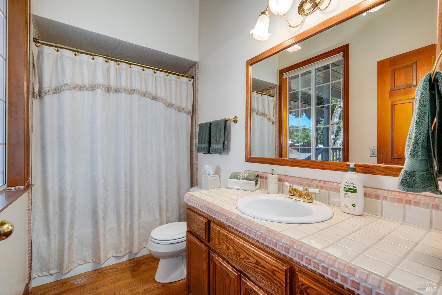 3826 Clear Ridge Santa Rosa CA 95404