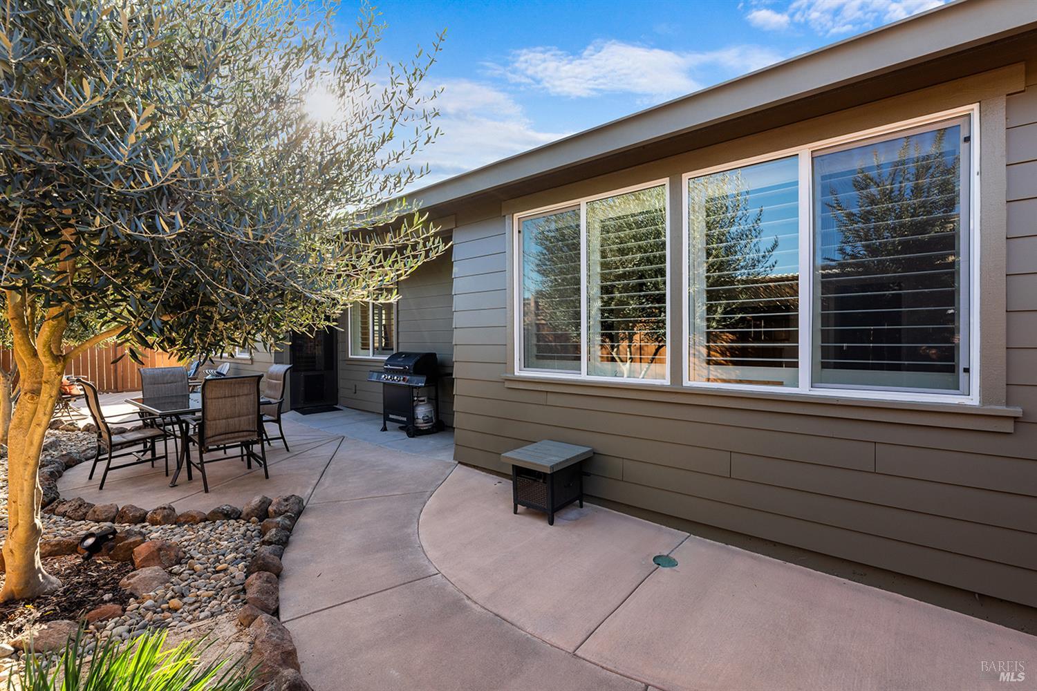 6638 Stone Bridge Road Santa Rosa CA 95409