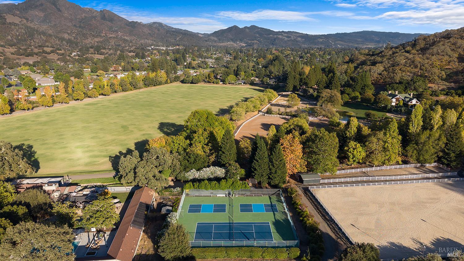6638 Stone Bridge Road Santa Rosa CA 95409
