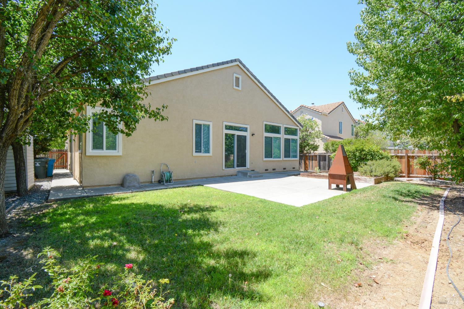 613 Edenderry Drive Vacaville CA 95688