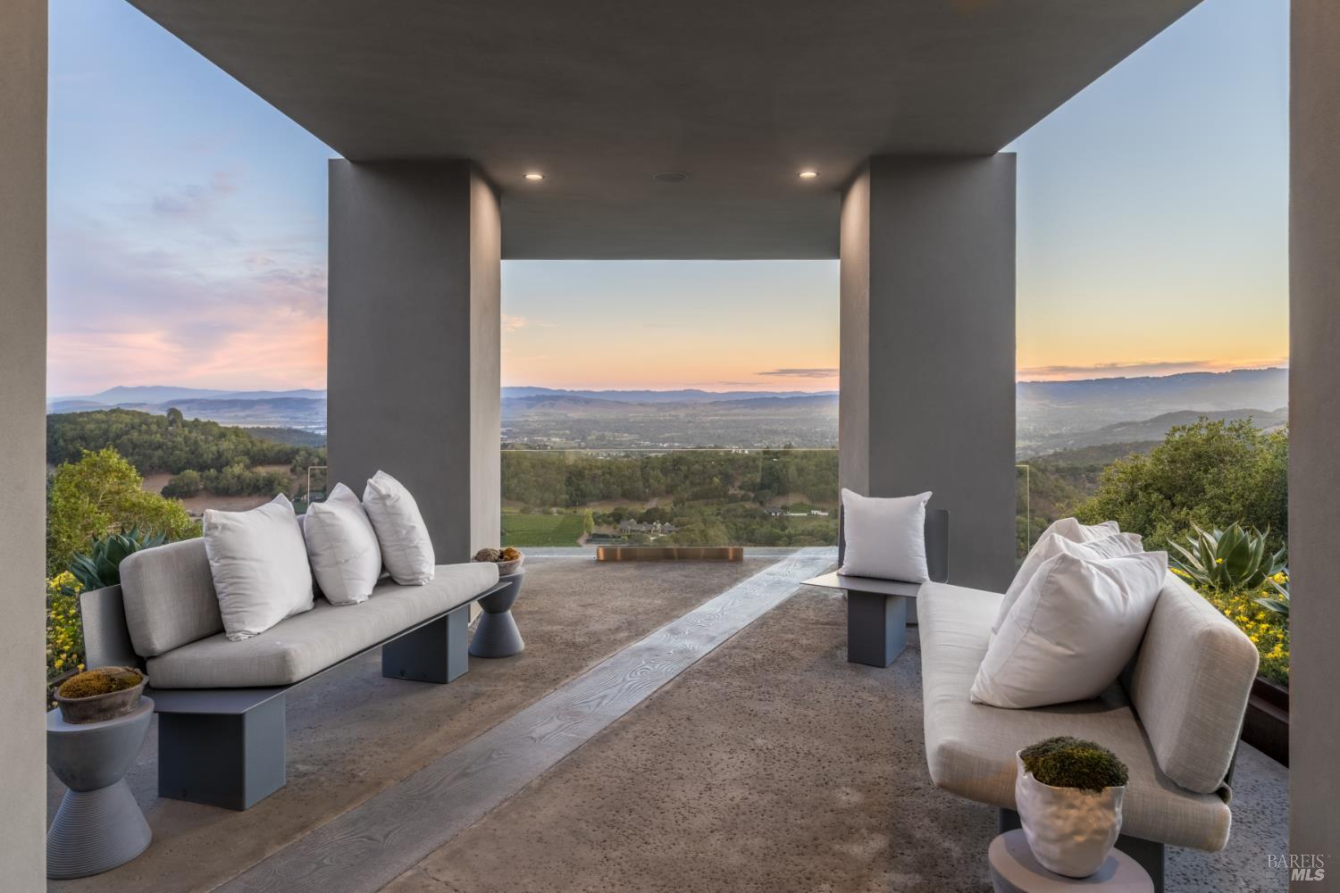 3866 Lovall Valley Road Sonoma CA 95476