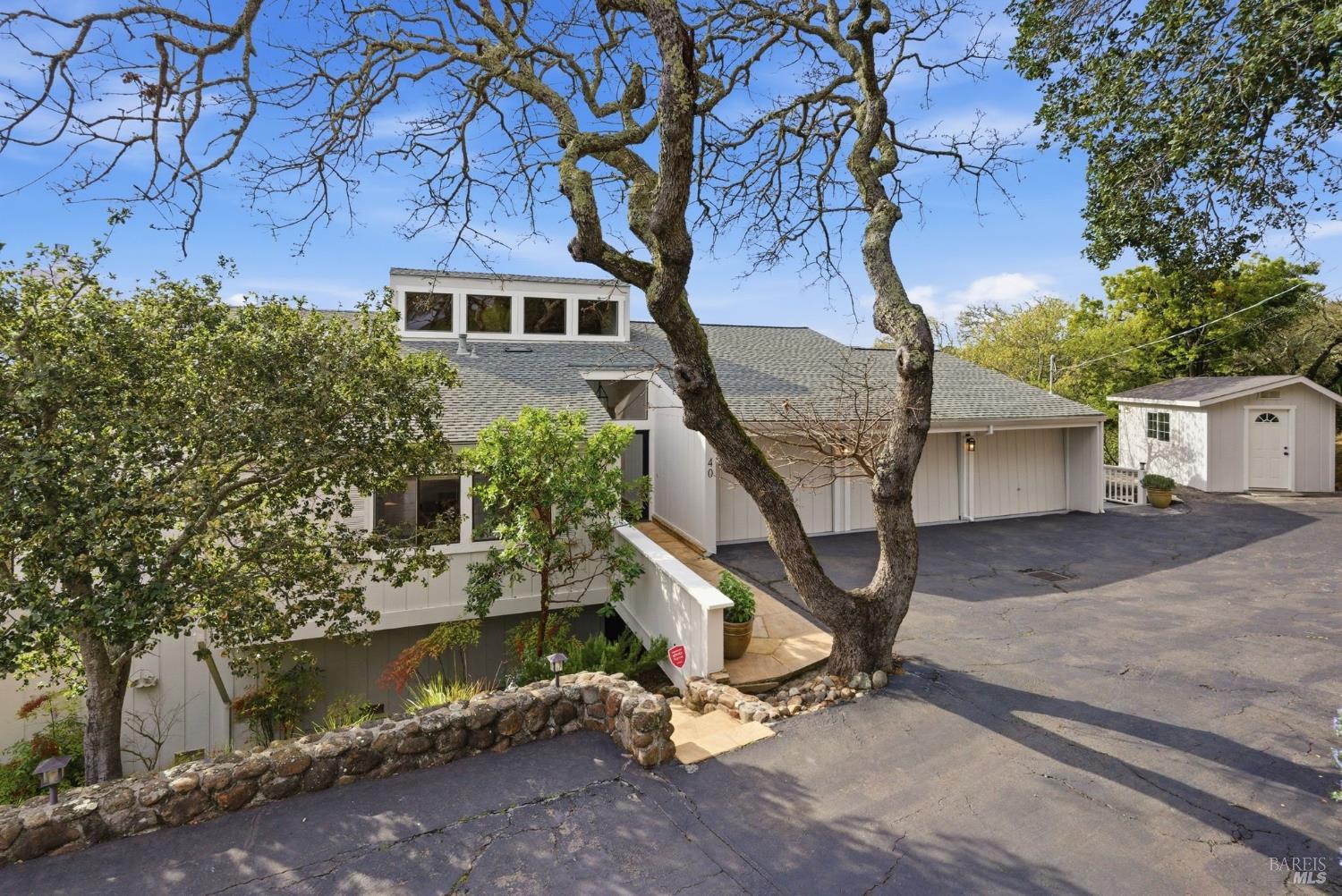 40 Green Point Lane Novato CA 94945