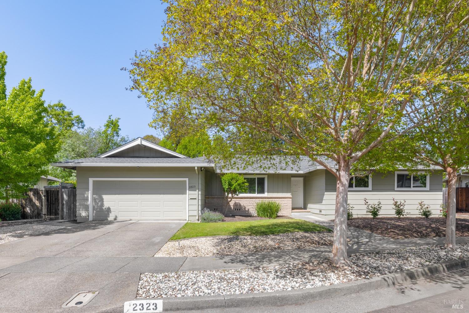 2323 Warwick Drive Santa Rosa CA 95405