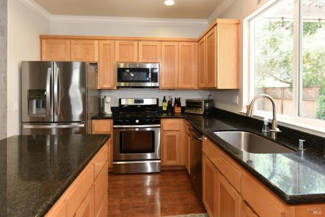 729 Fresno Avenue Santa Rosa CA 95407