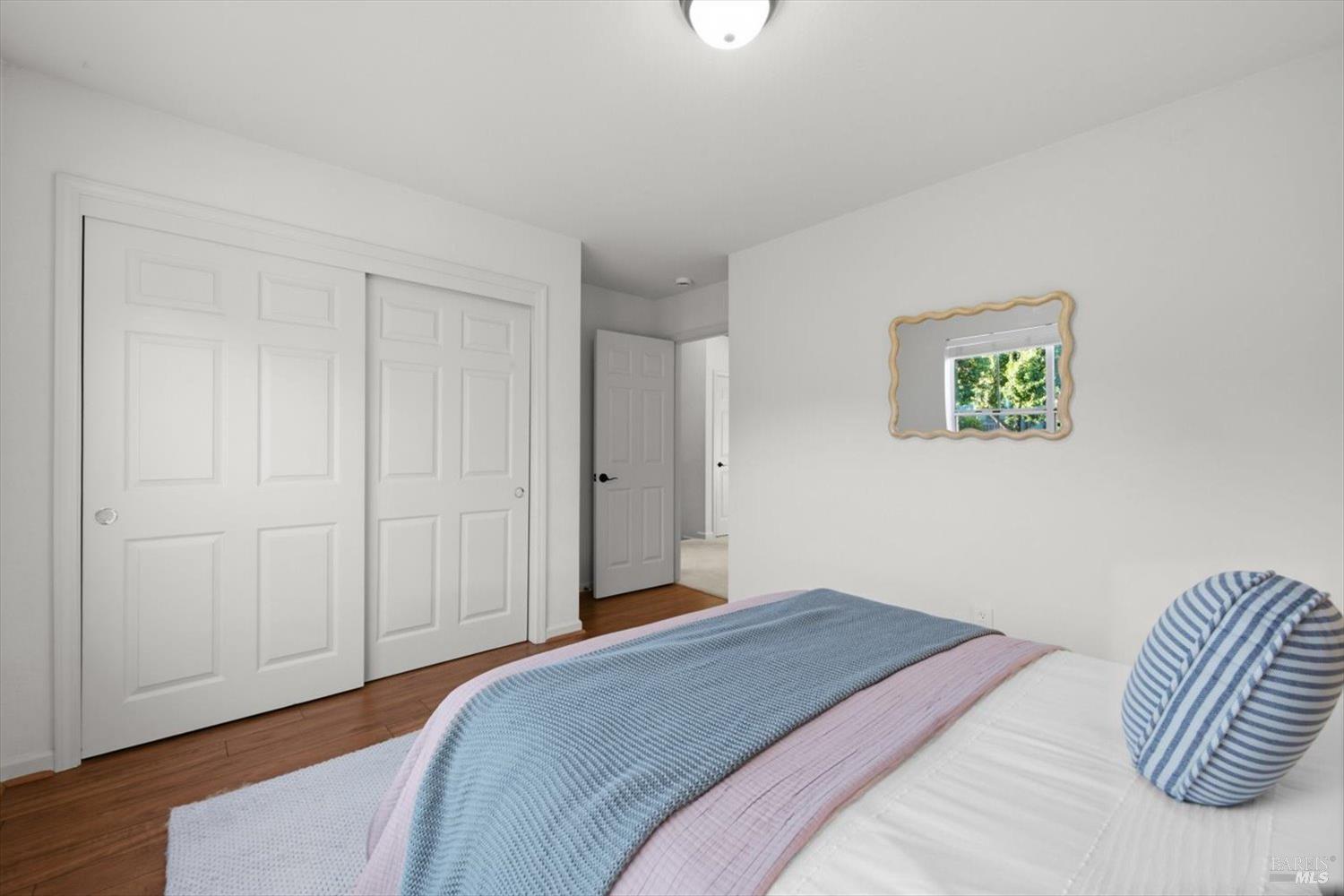 949 Mcnear Avenue Petaluma CA 94952