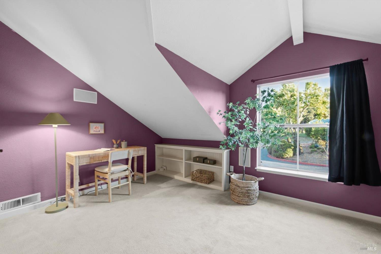 949 Mcnear Avenue Petaluma CA 94952