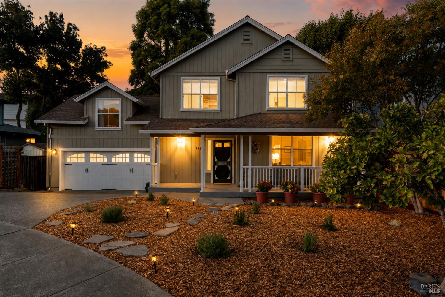 949 Mcnear Avenue Petaluma CA 94952