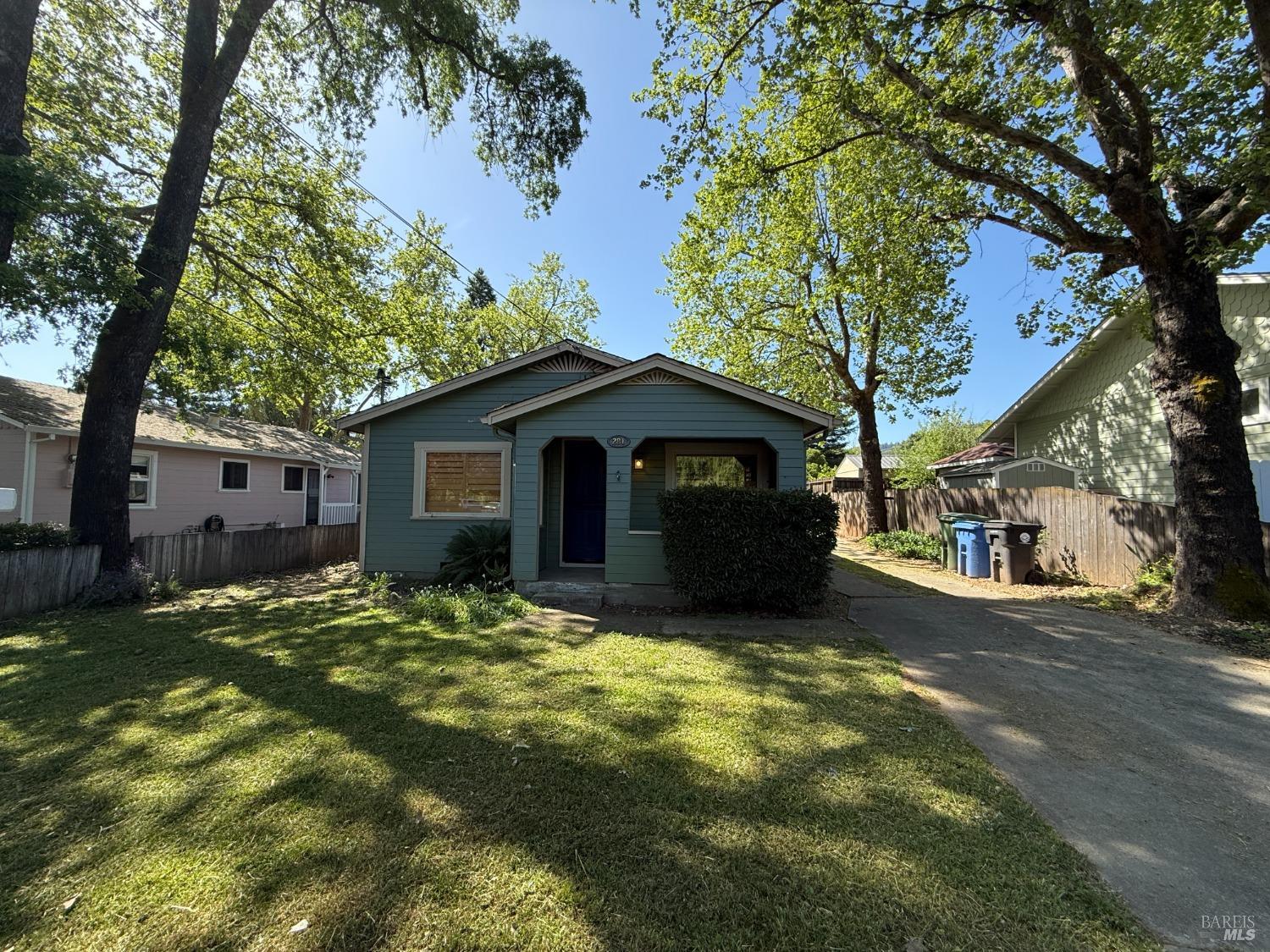 281 Washington Avenue Ukiah CA 95482