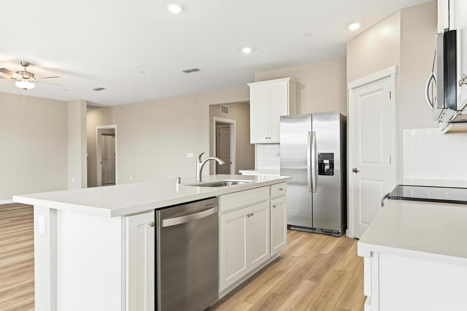 3422 Dillion Way Denair CA 95316