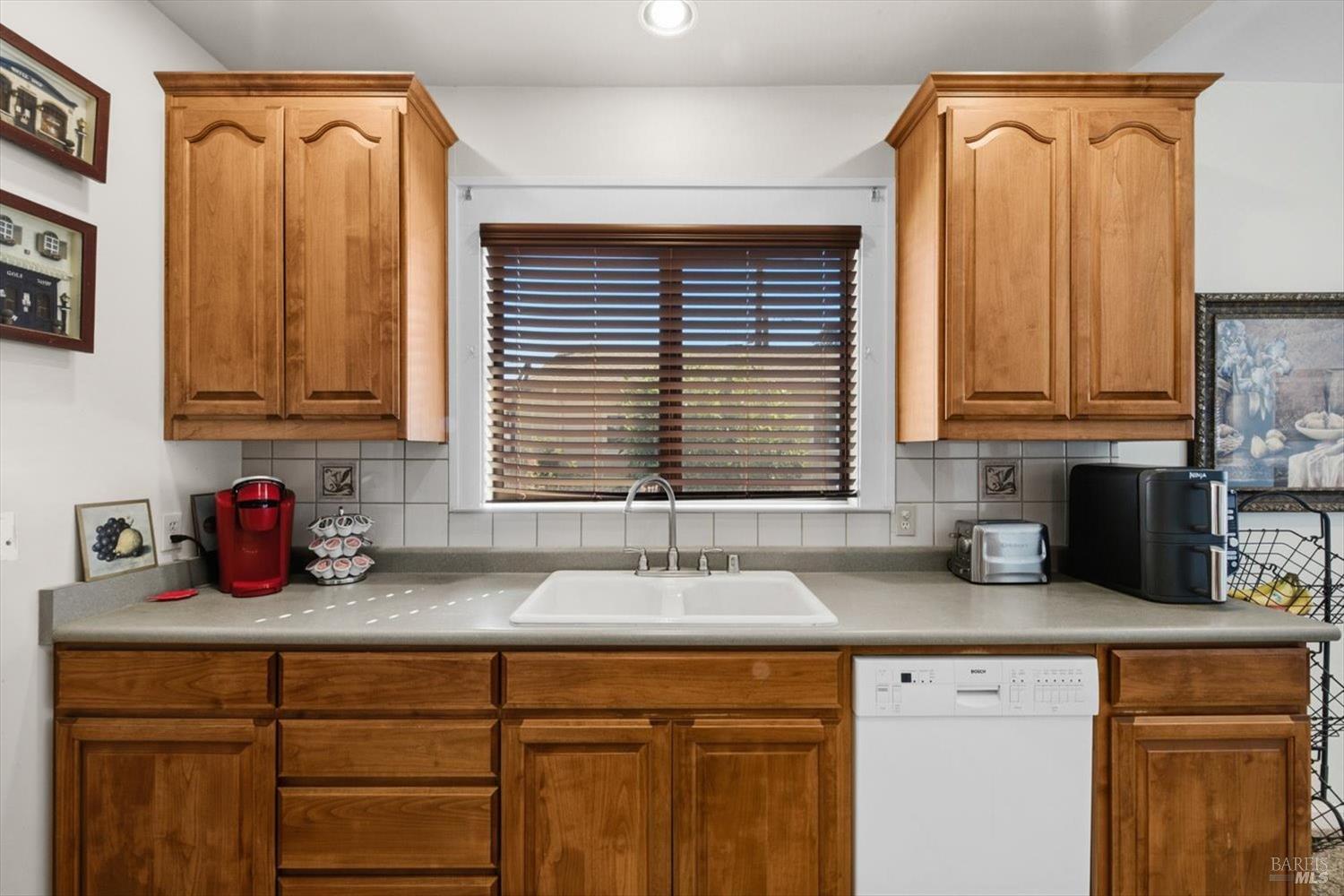 118 Walnut Avenue Vacaville CA 95688