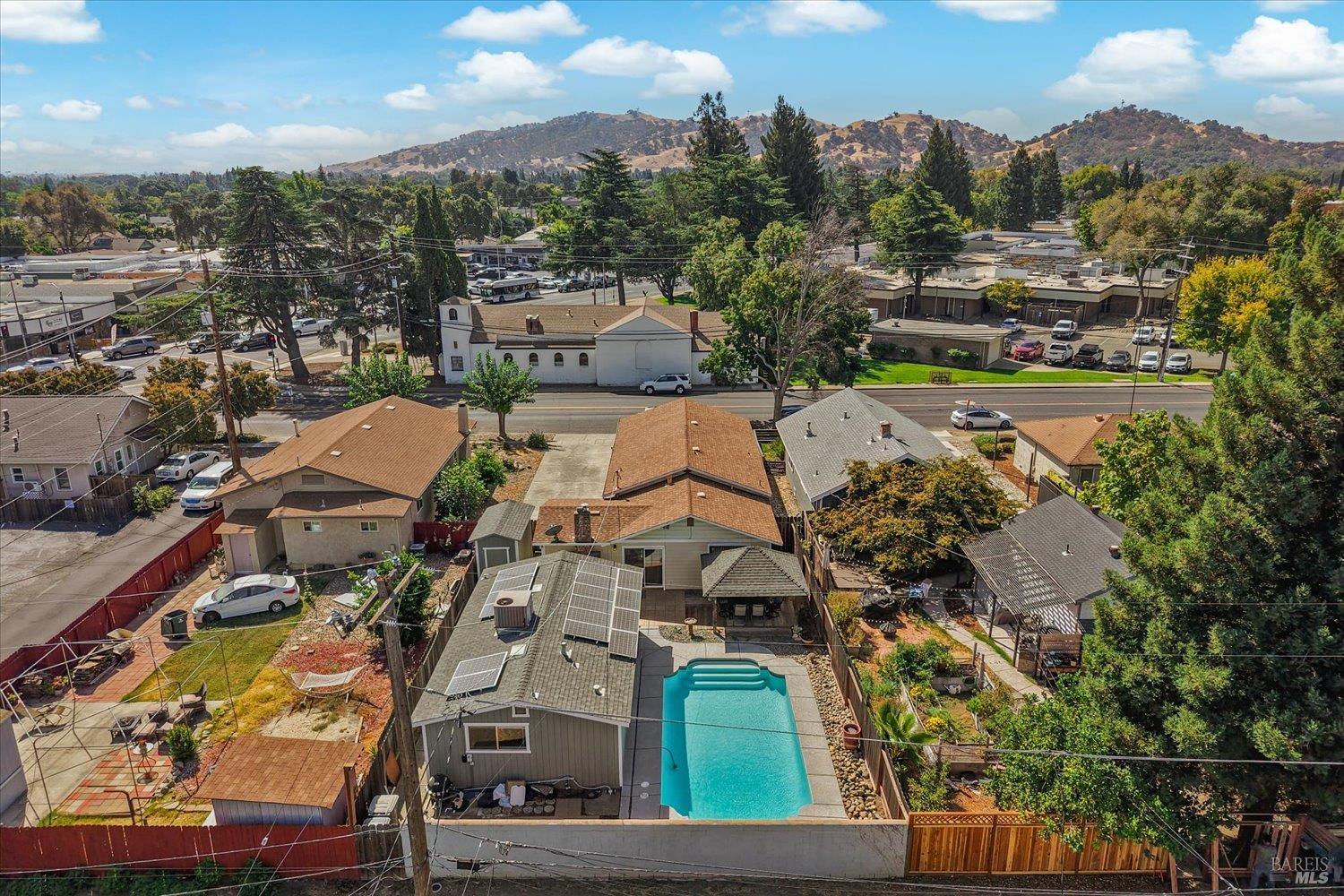 118 Walnut Avenue Vacaville CA 95688