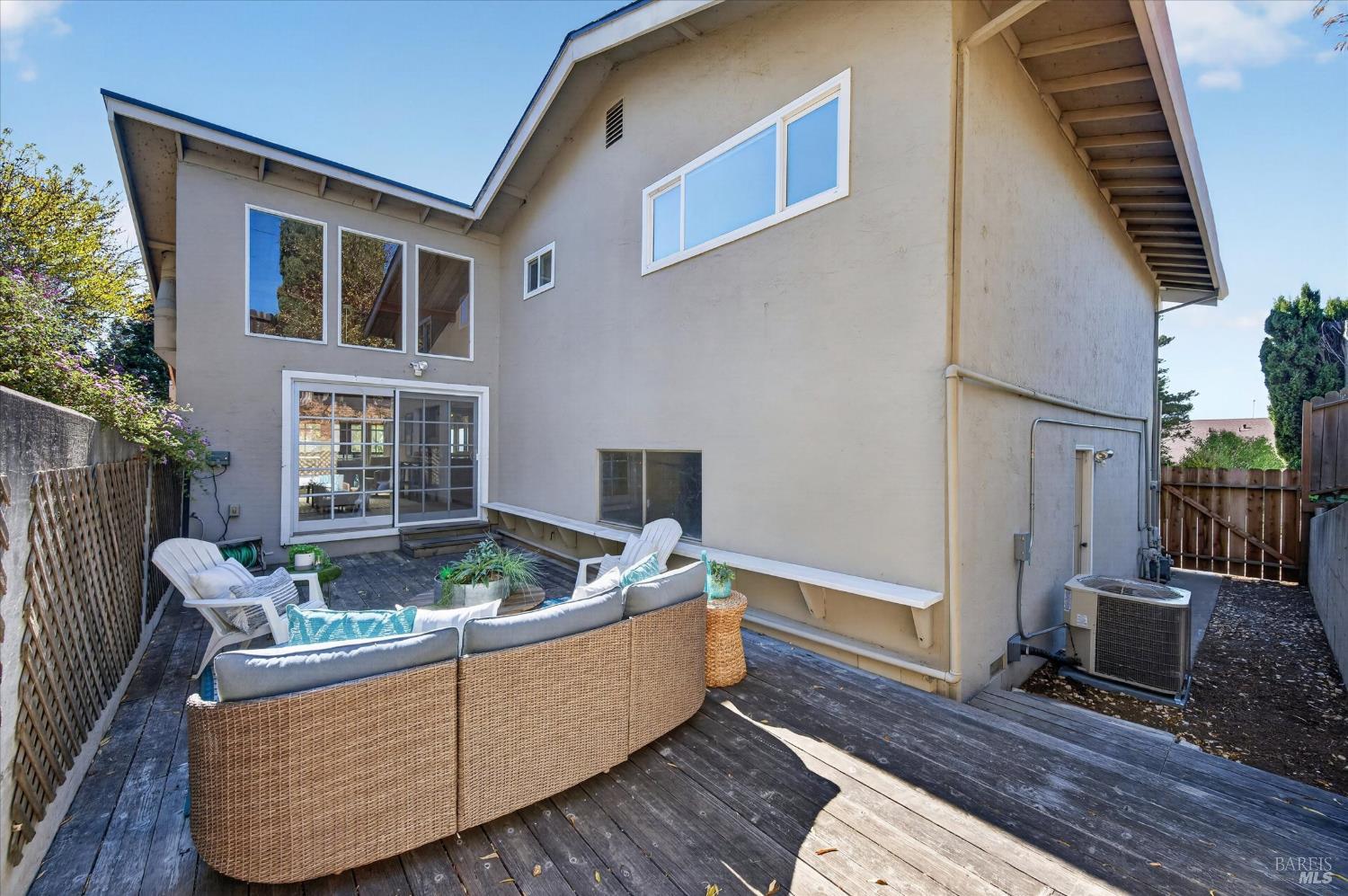 142 Ardmore Way Benicia CA 94510