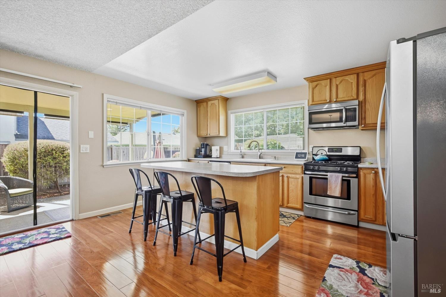 1411 Garrett Court Rohnert Park CA 94928