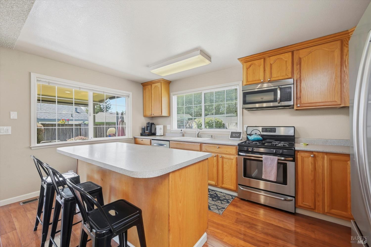 1411 Garrett Court Rohnert Park CA 94928
