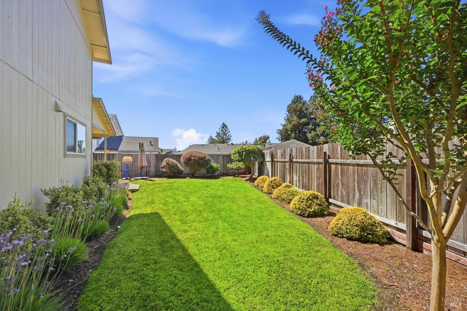 1411 Garrett Court Rohnert Park CA 94928