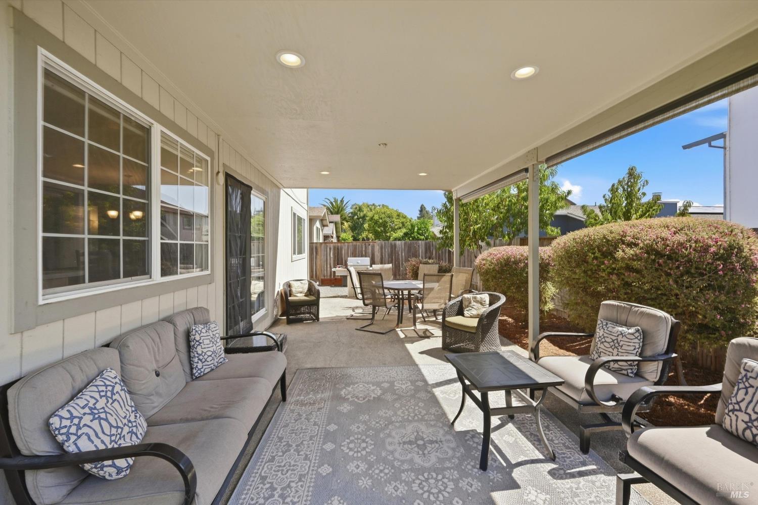 1411 Garrett Court Rohnert Park CA 94928
