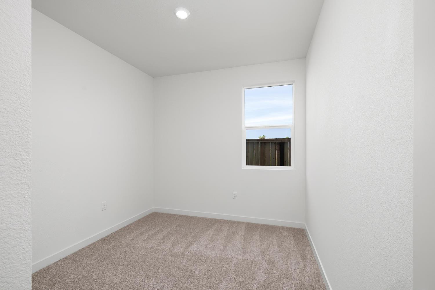 821 Helmsley Lane Patterson CA 95363