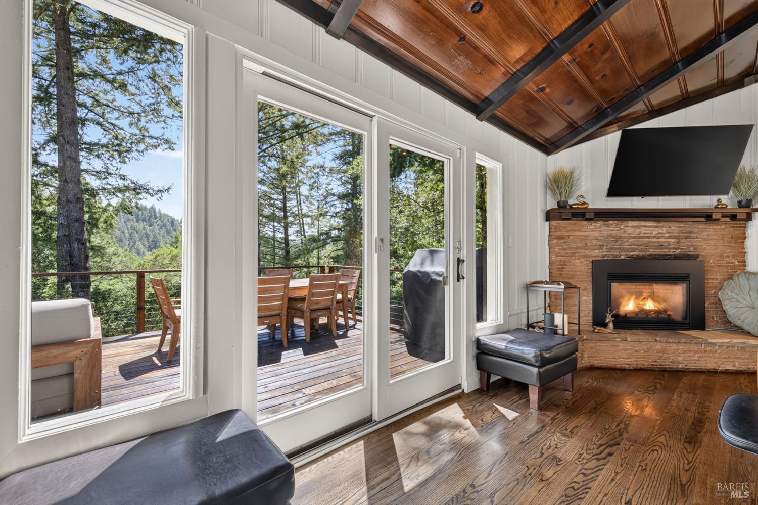 16361 Wright Drive Guerneville CA 95446