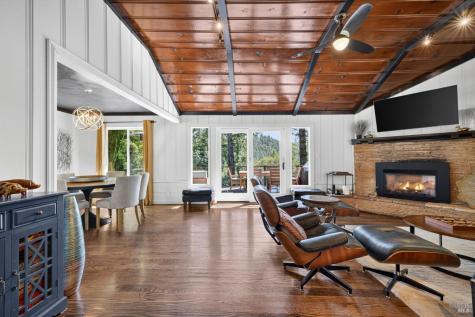 16361 Wright Drive Guerneville CA 95446