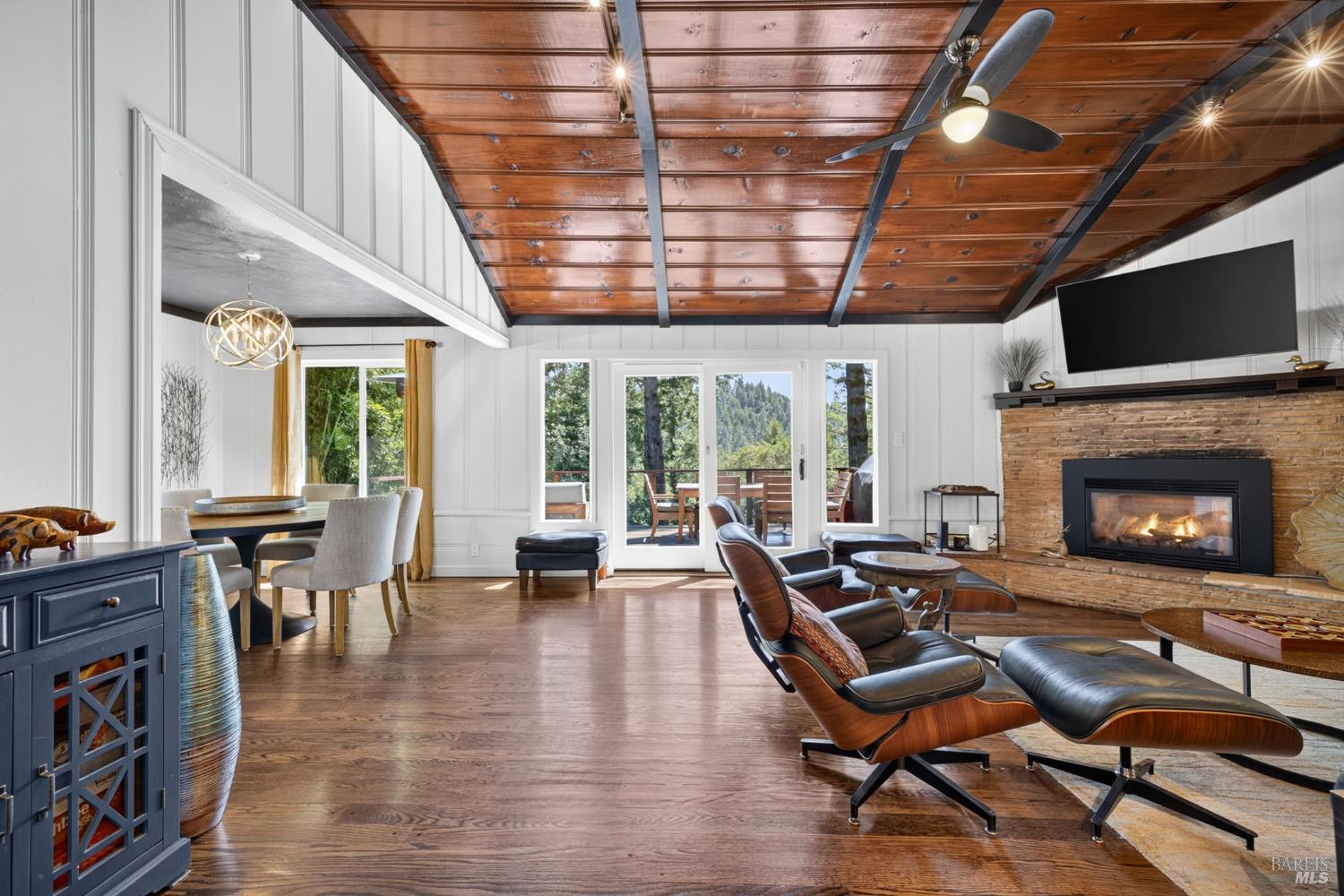 16361 Wright Drive Guerneville CA 95446