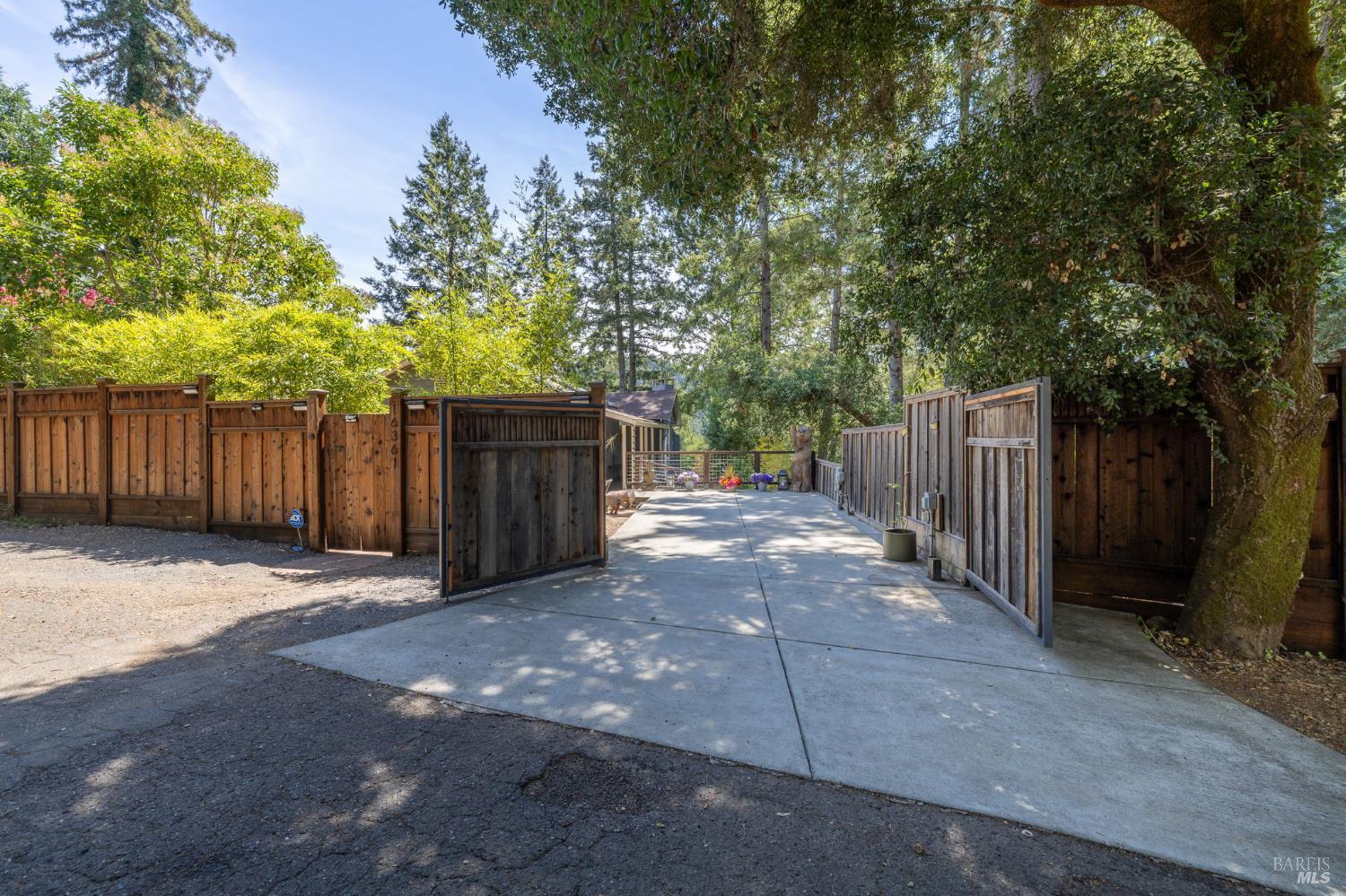 16361 Wright Drive Guerneville CA 95446