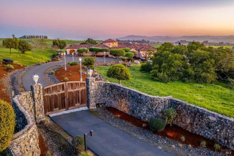 2420 Mountain Ranch Road Petaluma CA 94954