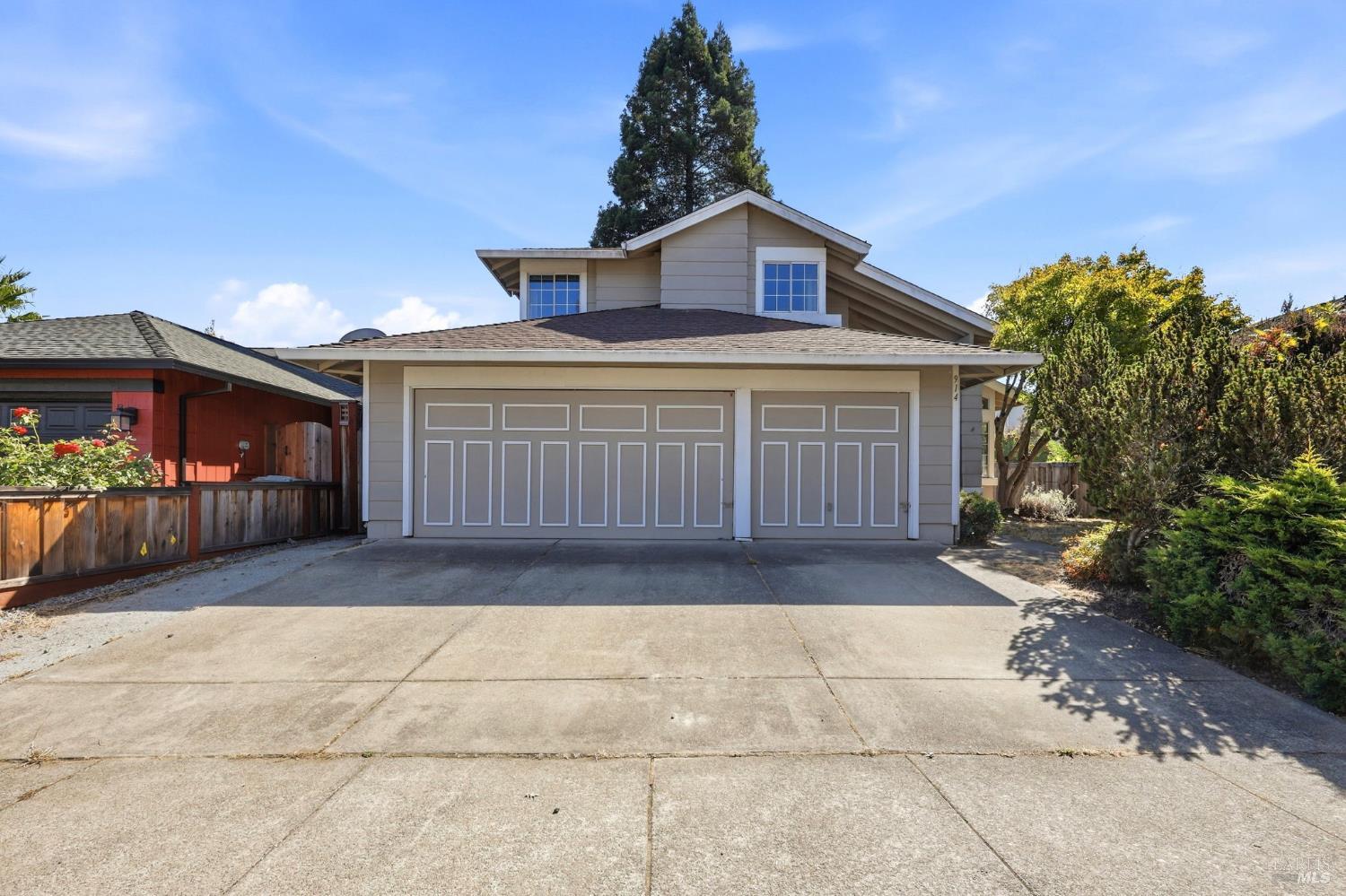 914 Buckingham Drive Windsor CA 95492